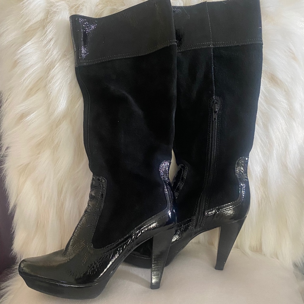 Gianni Bini Black Platform Boots